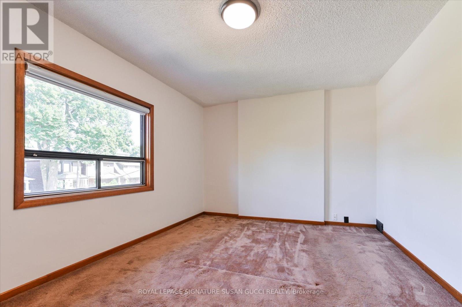Photo 29 of 96 Woodycrest Avenue, Toronto ON