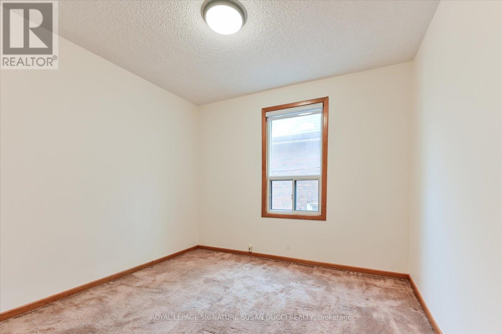 Photo 7 of 96 Woodycrest Avenue, Toronto ON