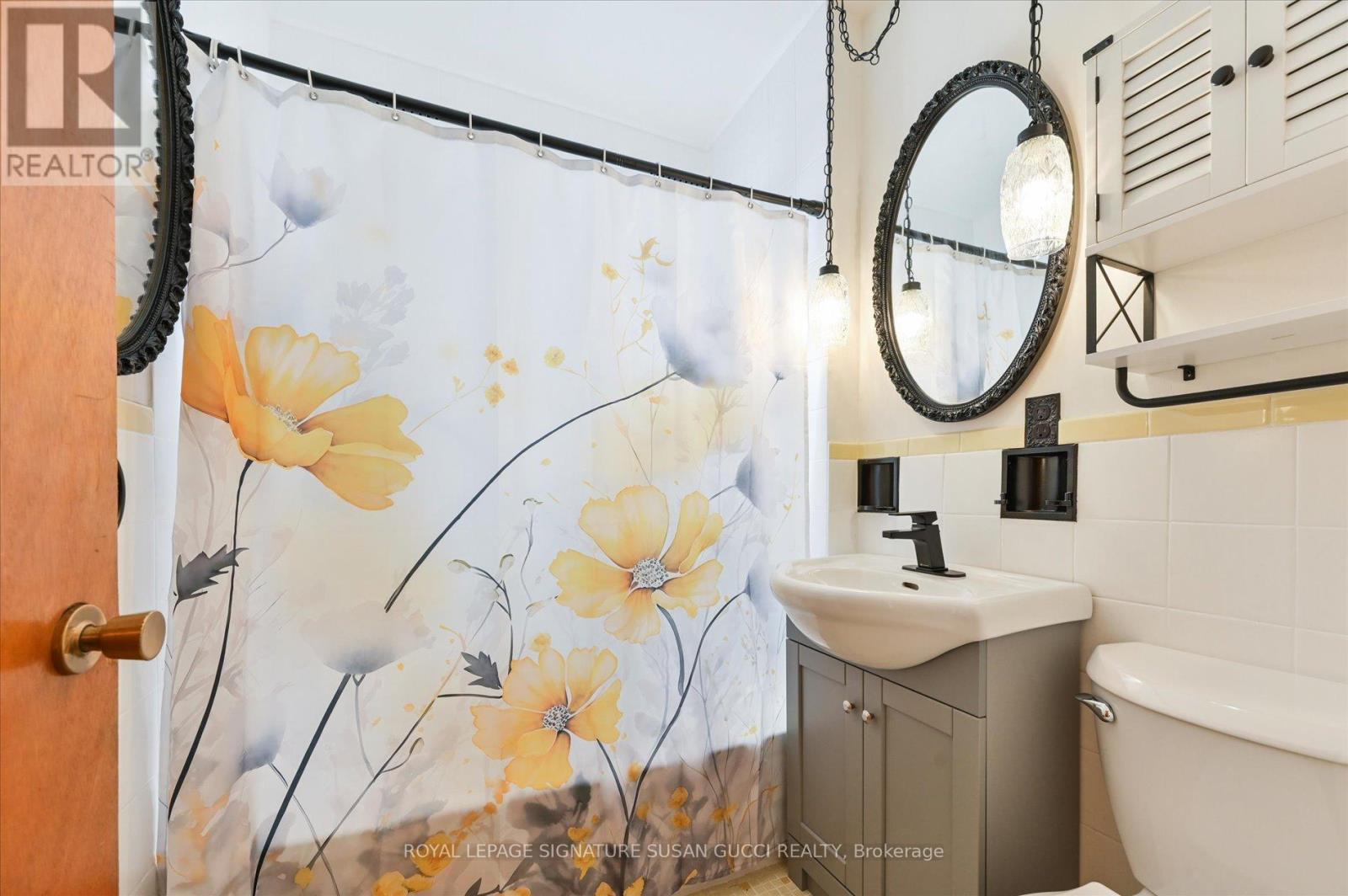 Photo 27 of 96 Woodycrest Avenue, Toronto ON