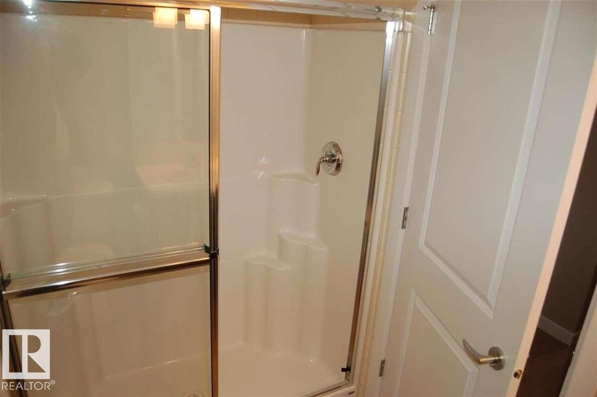 Photo 24 of 218 3715 Whitelaw Ln Nw, Edmonton AB