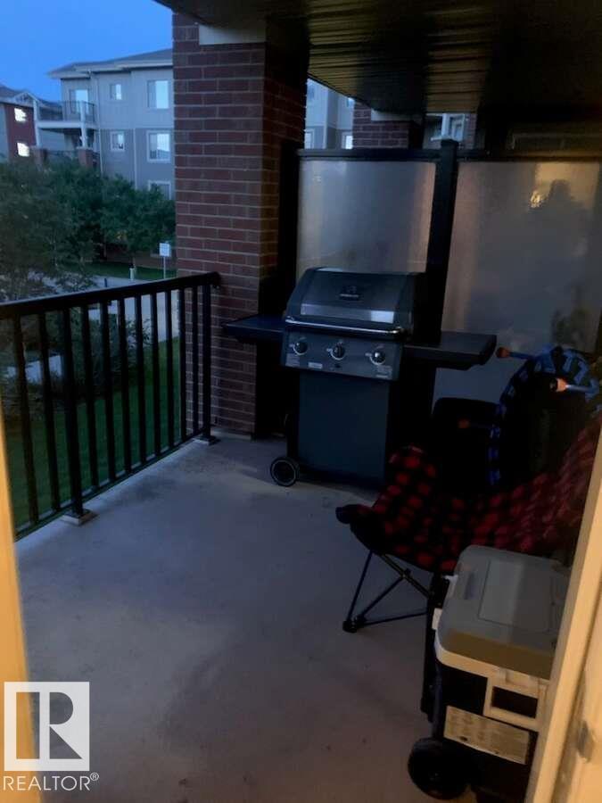 Photo 12 of 218 3715 Whitelaw Ln Nw, Edmonton AB