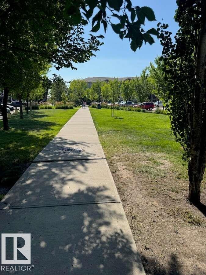 Photo 17 of 218 3715 Whitelaw Ln Nw, Edmonton AB