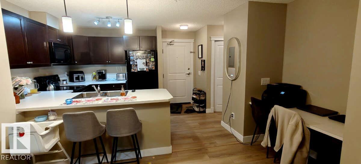 Photo 1 of 218 3715 Whitelaw Ln Nw, Edmonton AB