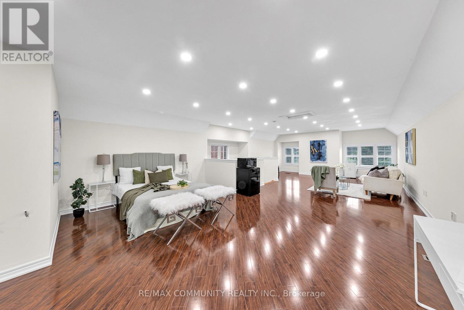 Photo 26 of 17 Rouge Bank Drive, Markham ON