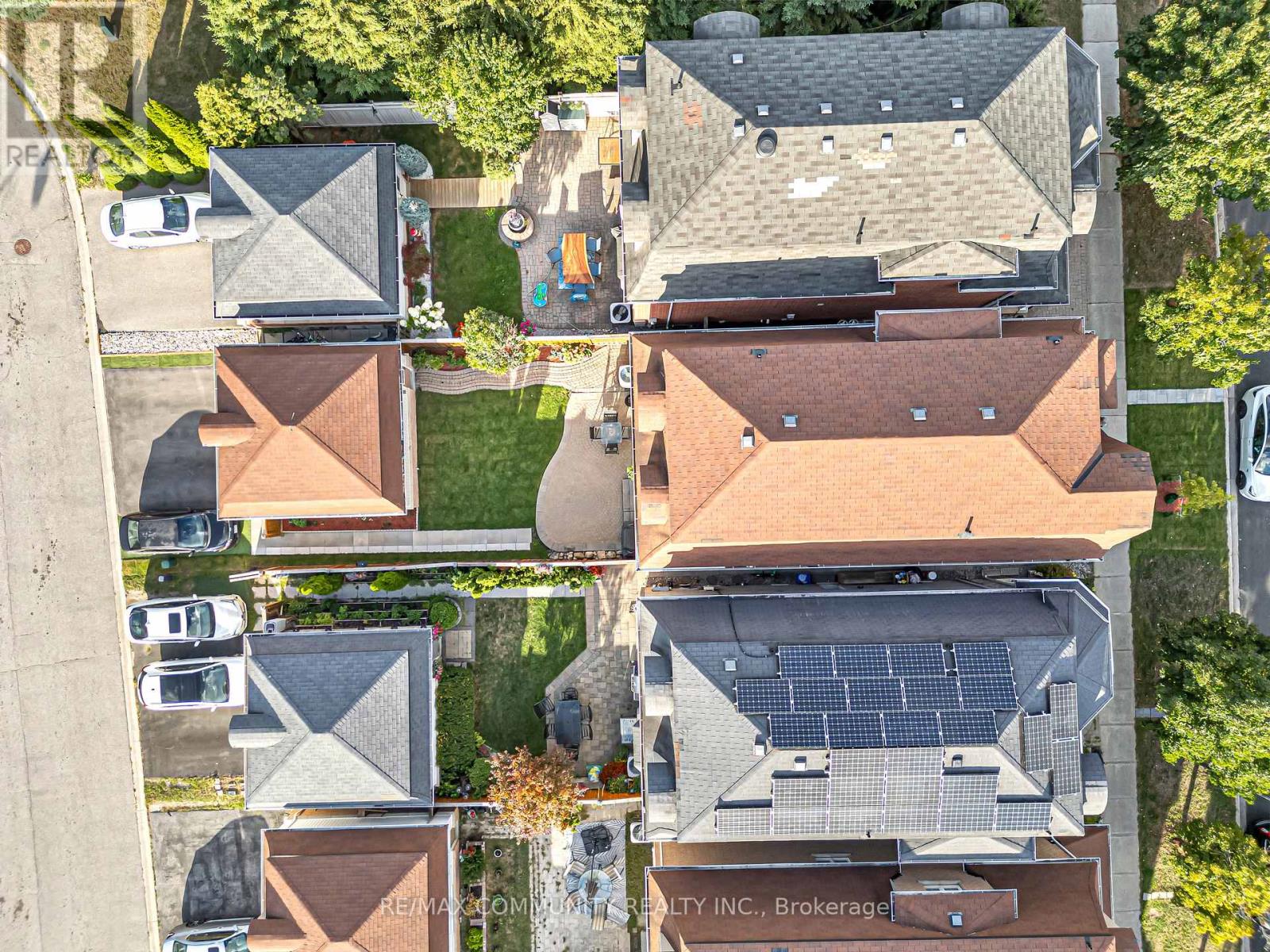 Photo 43 of 17 Rouge Bank Drive, Markham ON