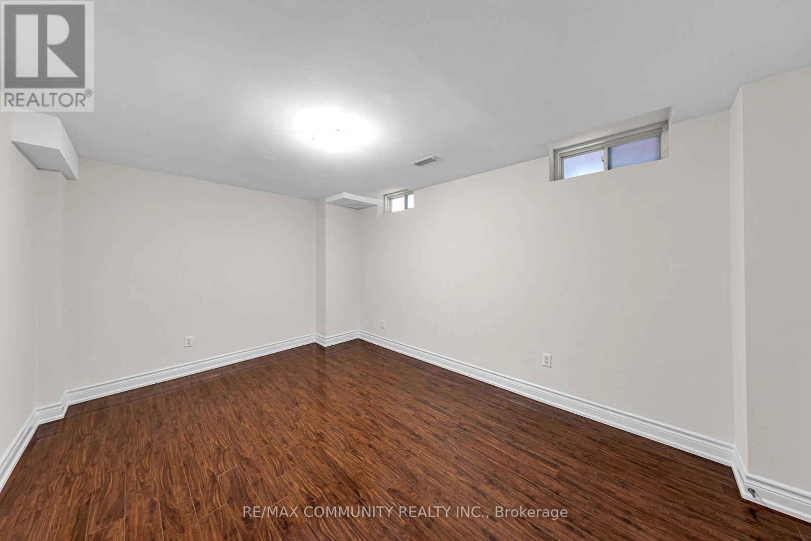Photo 49 of 17 Rouge Bank Drive, Markham ON