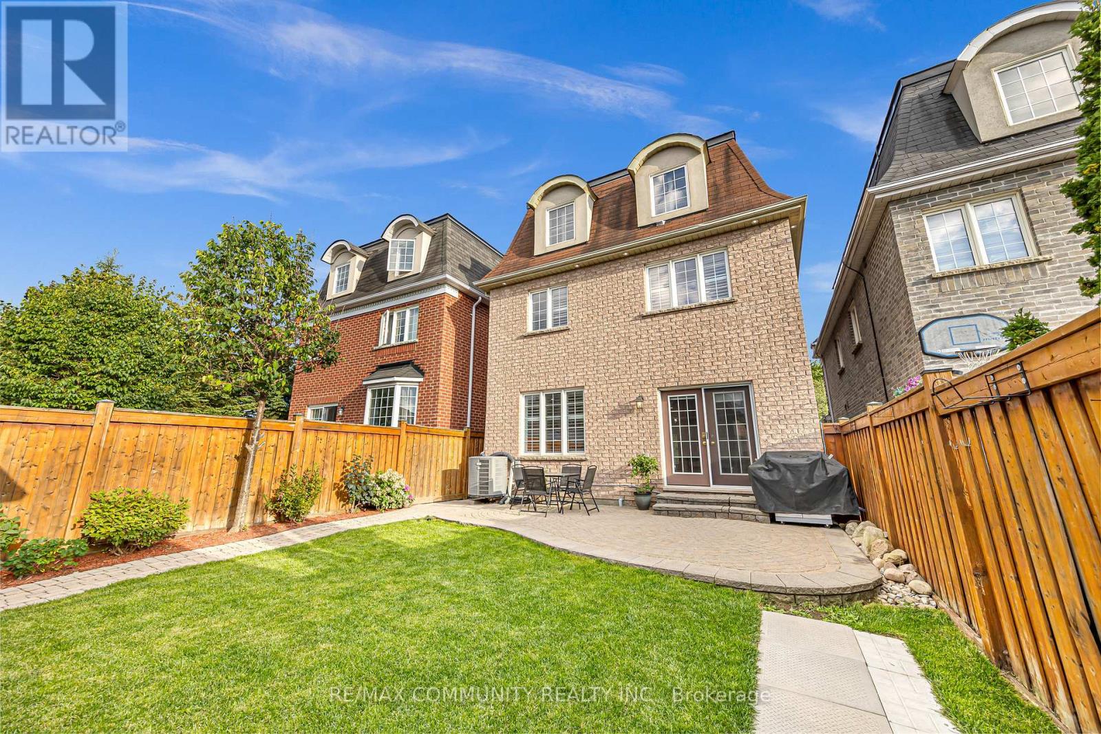 Photo 50 of 17 Rouge Bank Drive, Markham ON