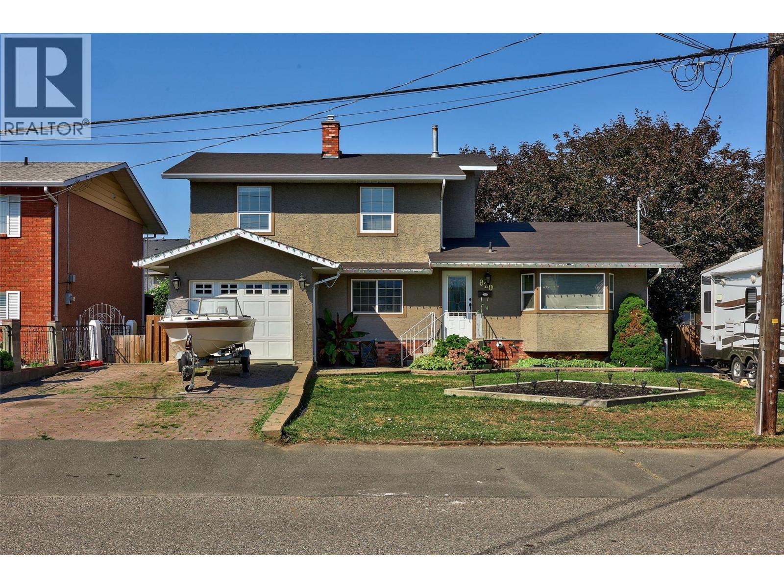 Photo 38 of 820 Ollek Street, Kamloops BC
