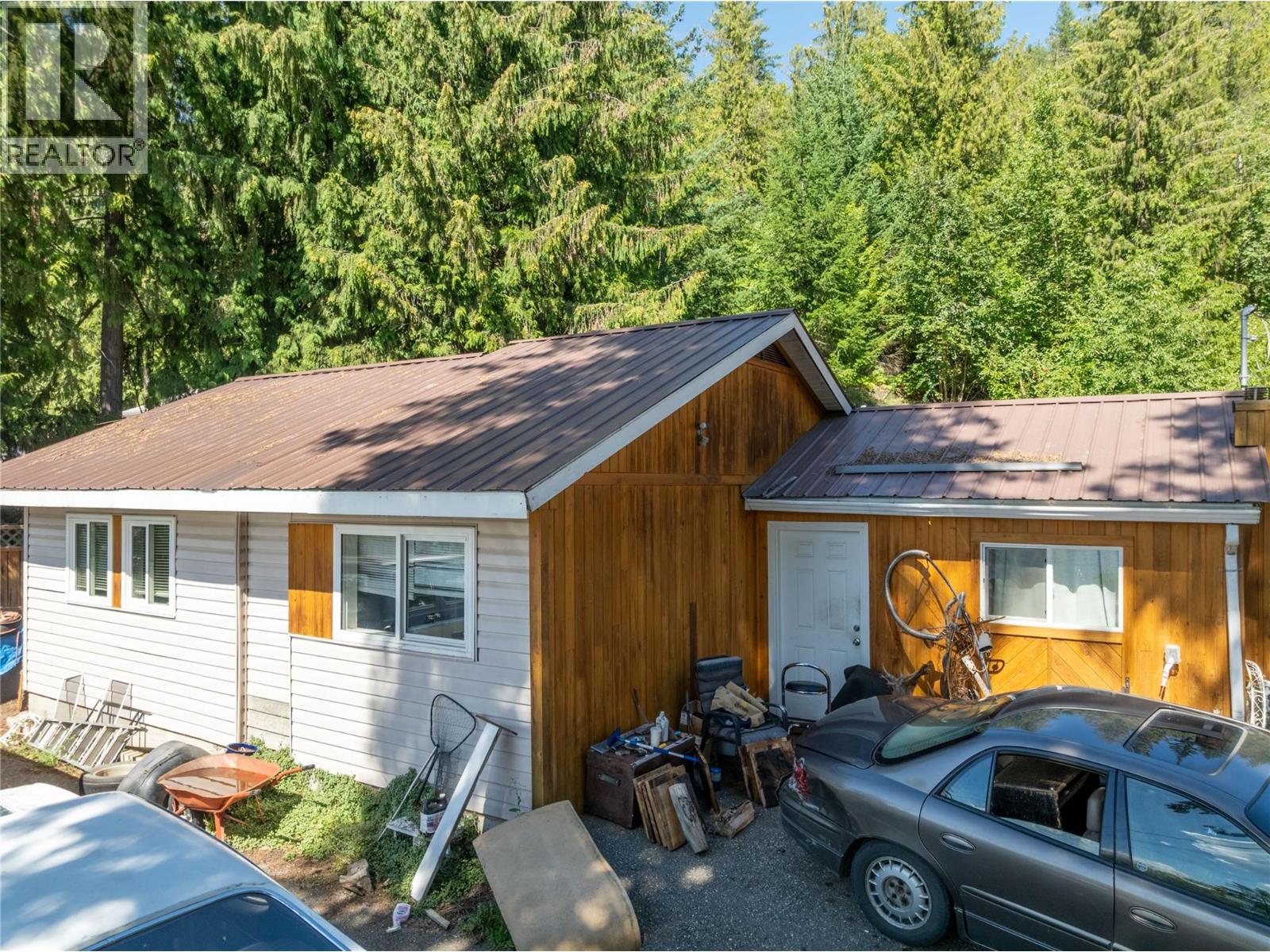 Photo 17 of 2066 Eagle Bay Road, Blind Bay BC