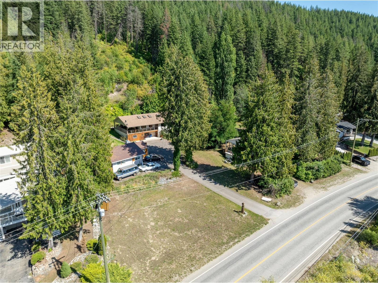 Photo 40 of 2066 Eagle Bay Road, Blind Bay BC