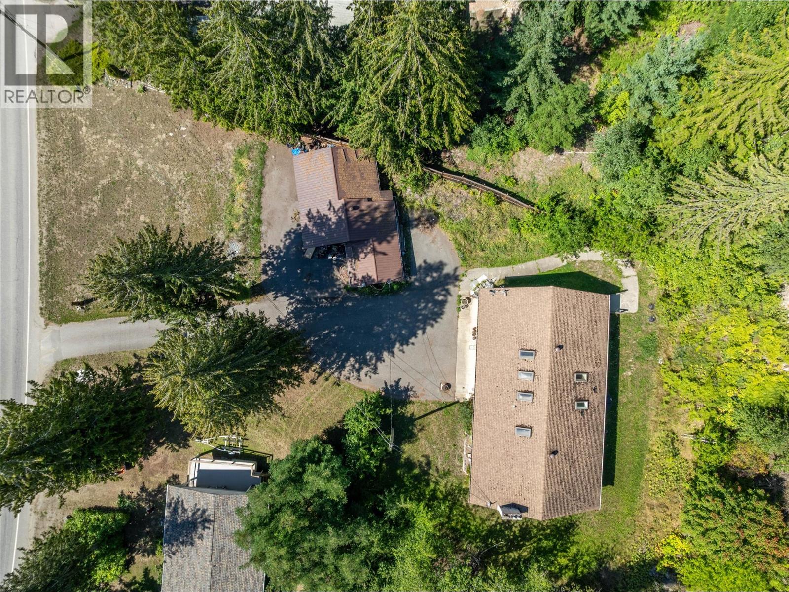 Photo 20 of 2066 Eagle Bay Road, Blind Bay BC