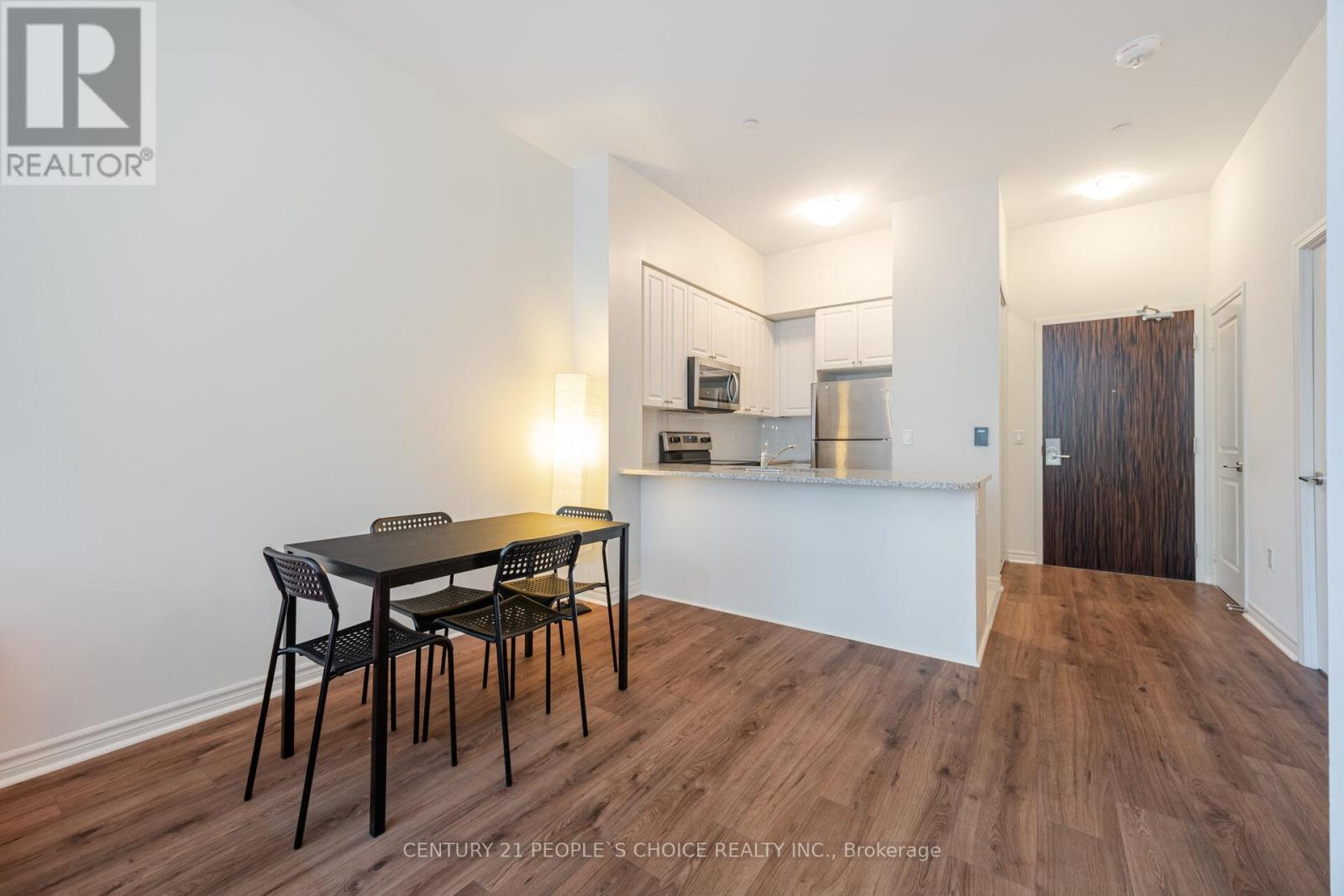 Photo 12 of 108 349 Rathburn Road W, Mississauga ON