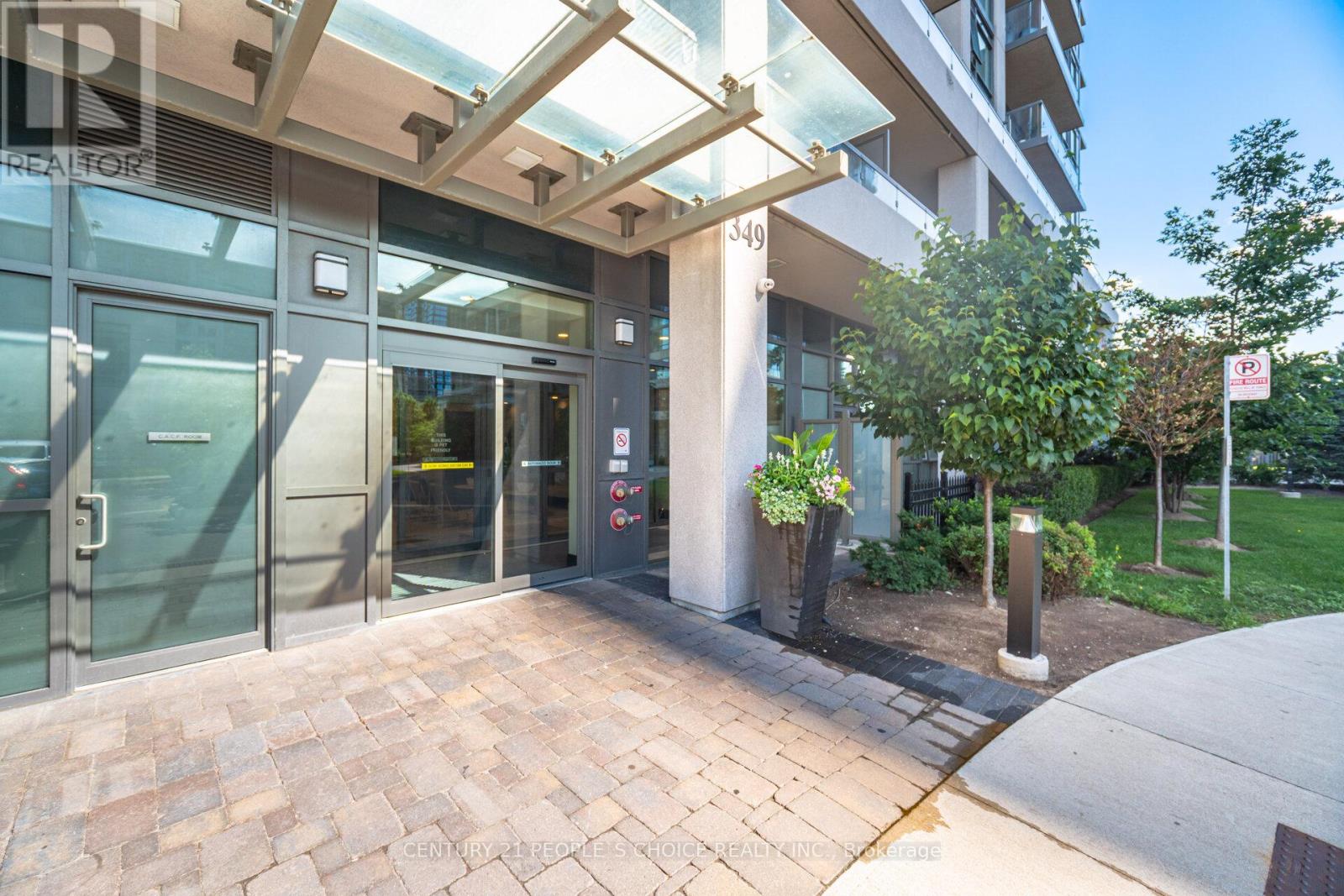 Photo 47 of 108 349 Rathburn Road W, Mississauga ON