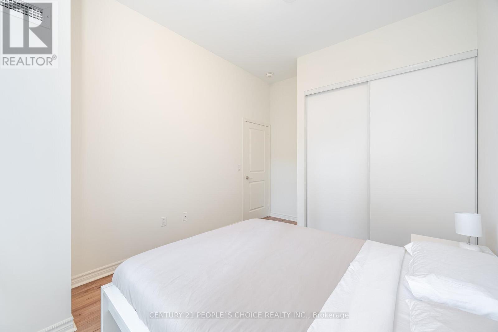 Photo 1 of 108 349 Rathburn Road W, Mississauga ON