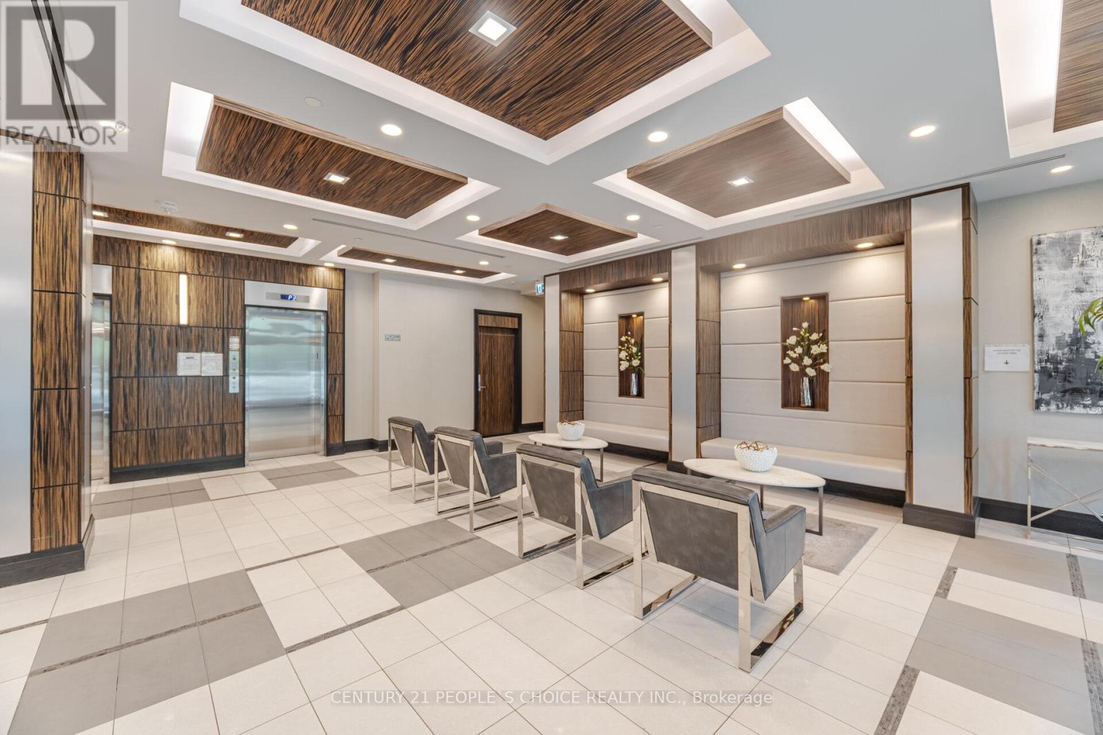 Photo 39 of 108 349 Rathburn Road W, Mississauga ON