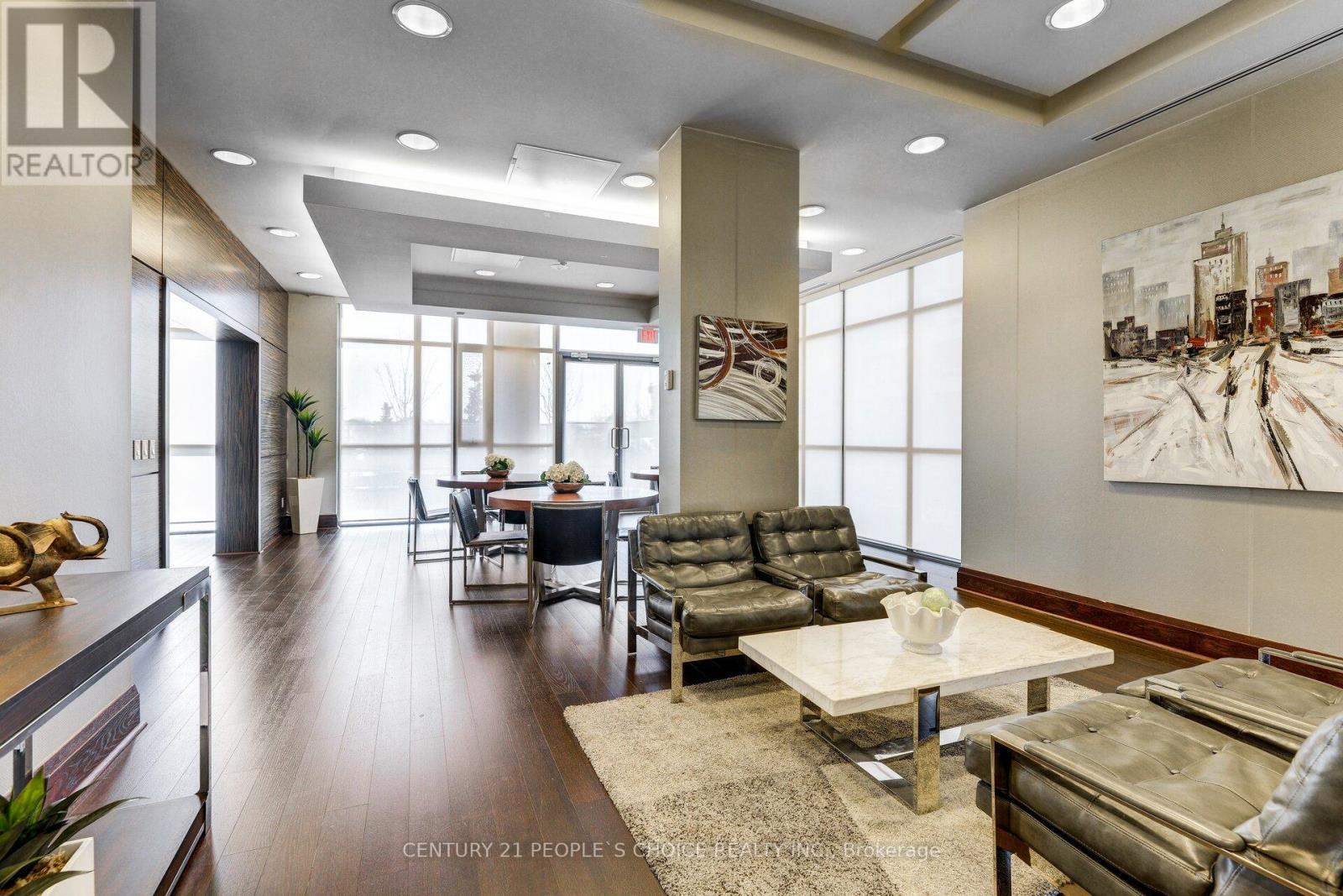 Photo 43 of 108 349 Rathburn Road W, Mississauga ON