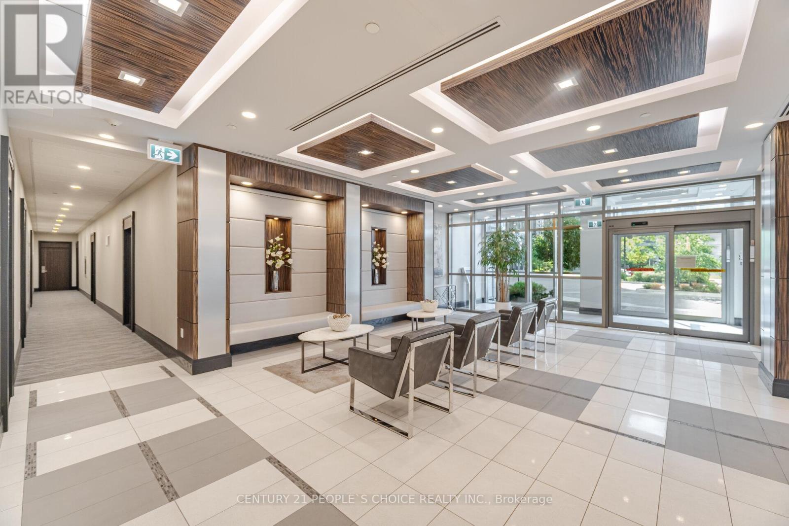 Photo 36 of 108 349 Rathburn Road W, Mississauga ON