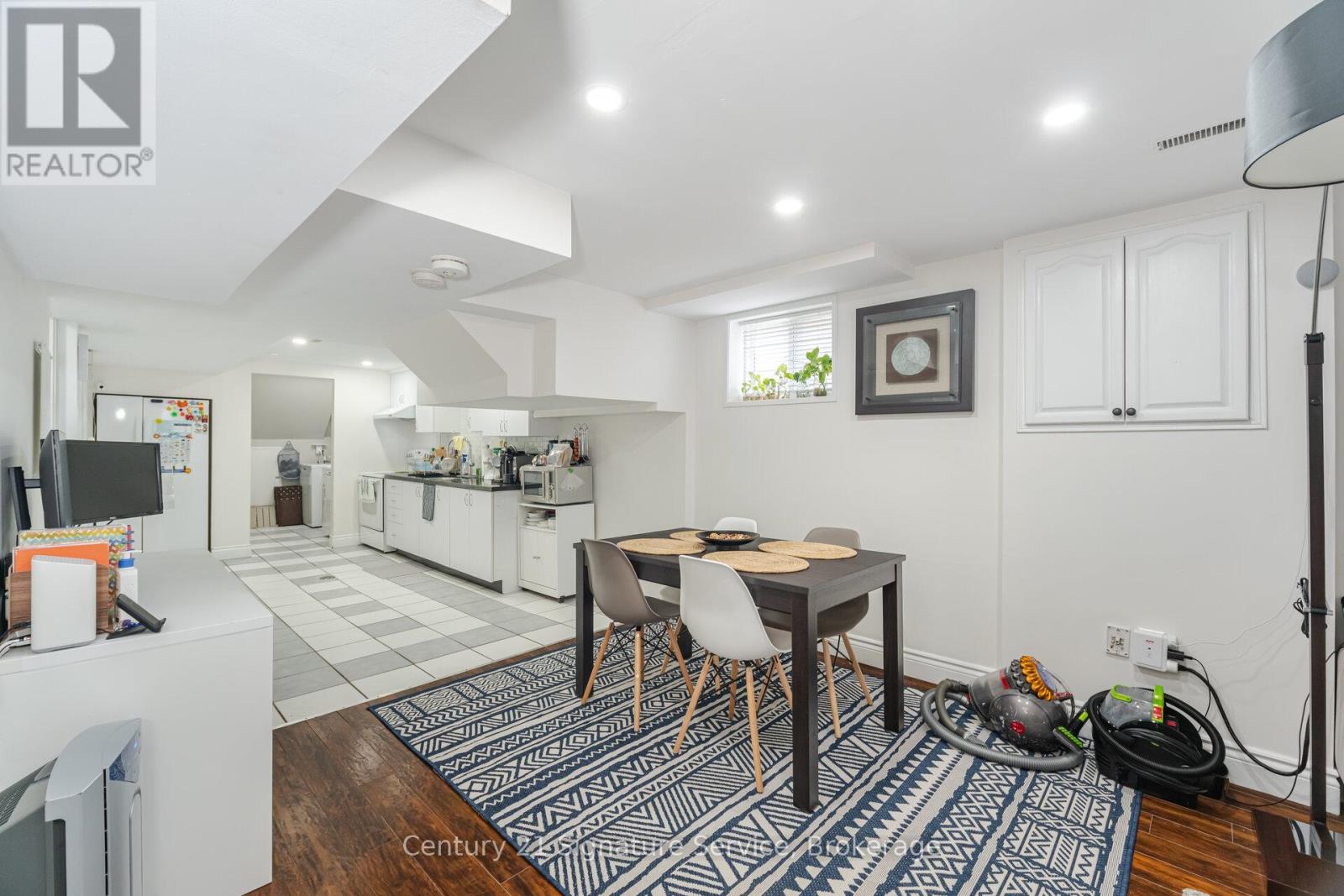 Photo 20 of Basement 3583 Ellengale Drive, Mississauga ON
