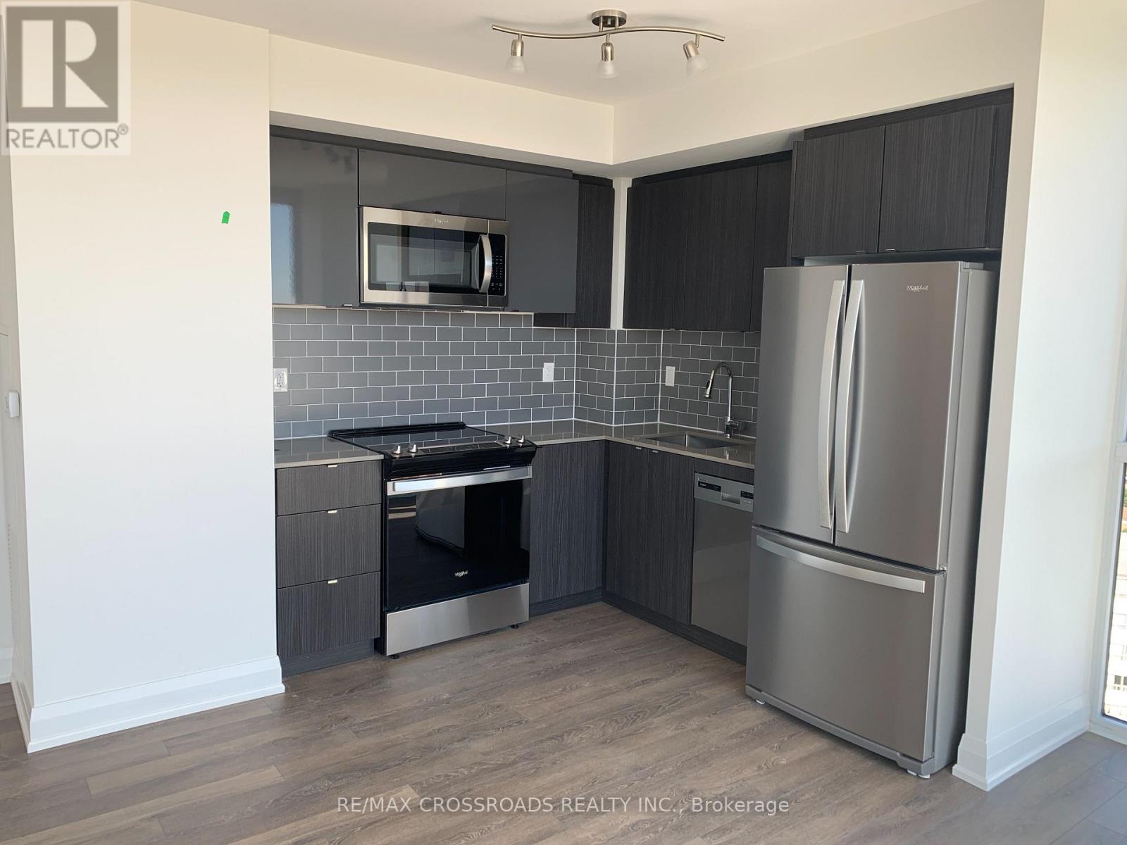 Photo 5 of 2104 1461 Lawrence Avenue W, Toronto ON