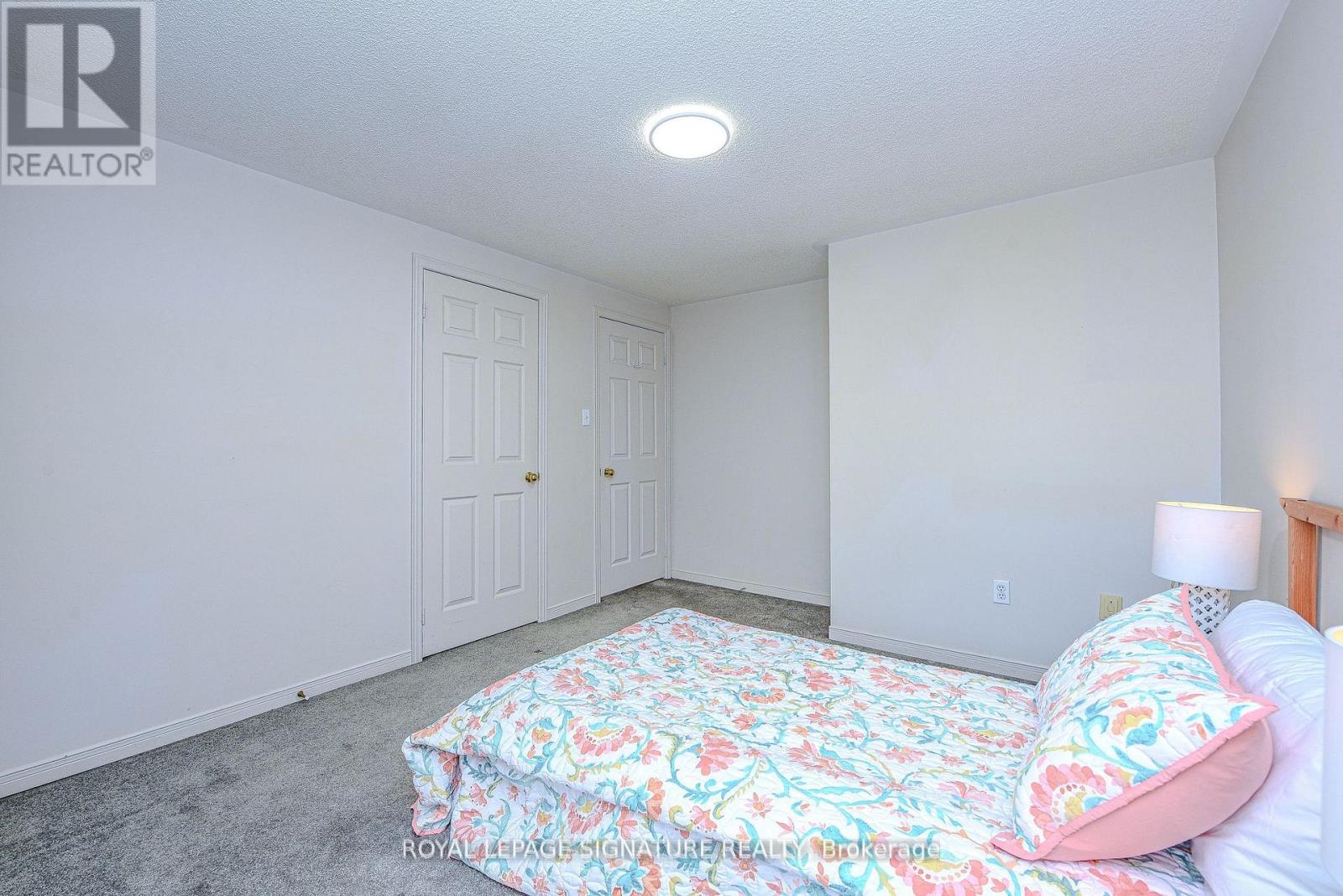 Photo 22 of 2547 Raglan Court, Mississauga ON
