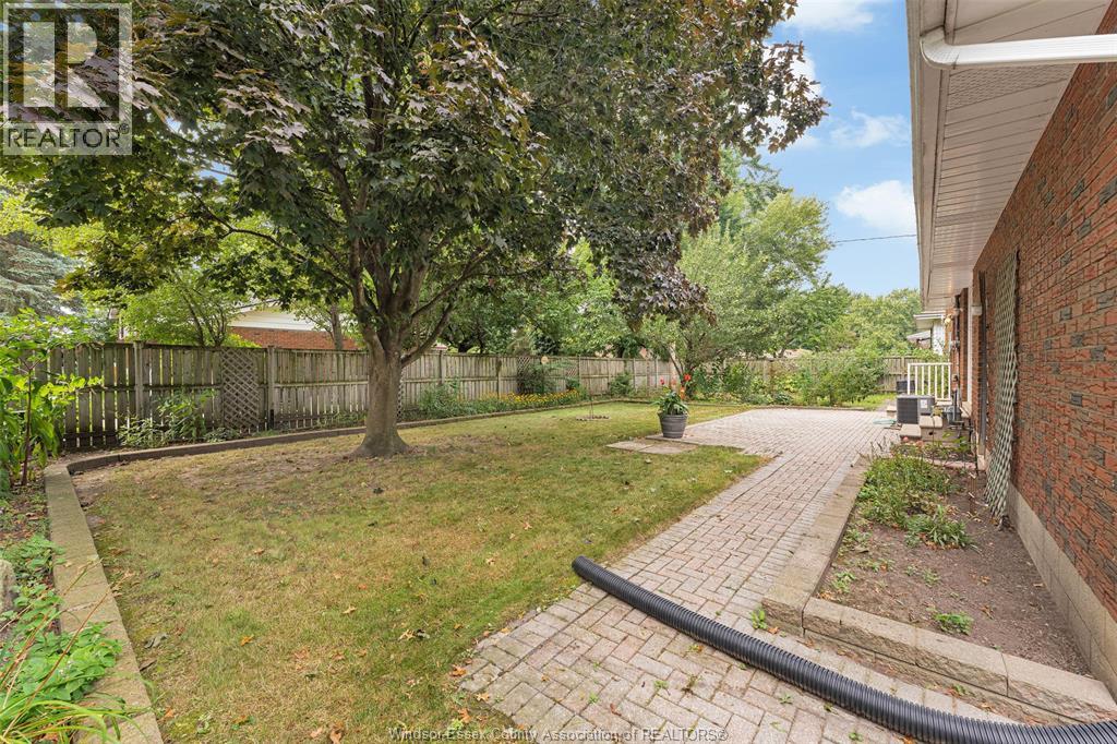 Photo 26 of 2565 Todd Lane, Lasalle ON