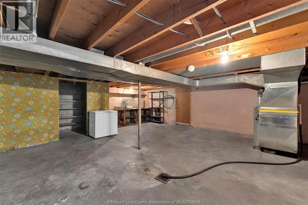 Photo 25 of 2565 Todd Lane, Lasalle ON