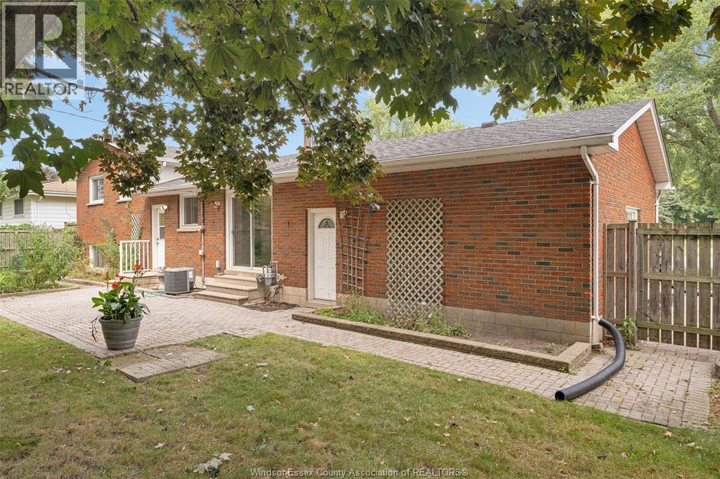 Photo 29 of 2565 Todd Lane, Lasalle ON