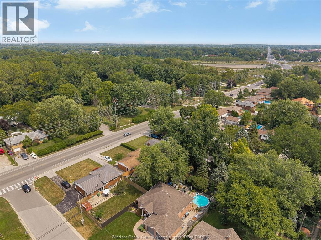 Photo 34 of 2565 Todd Lane, Lasalle ON