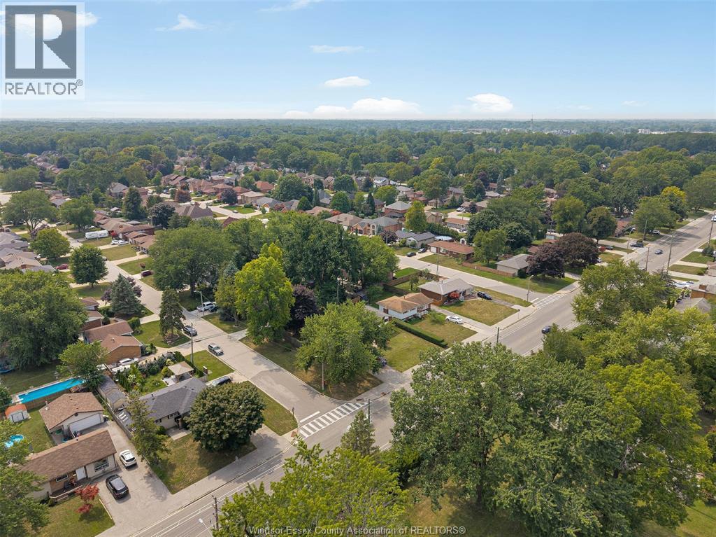 Photo 36 of 2565 Todd Lane, Lasalle ON