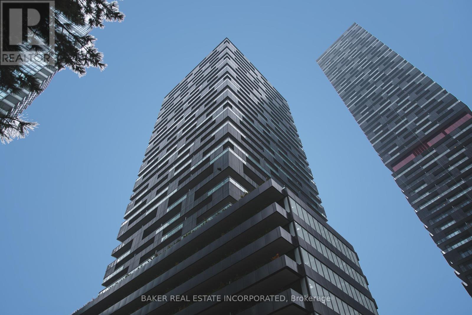 Photo 24 of 3503 15 Roehampton Avenue, Toronto ON