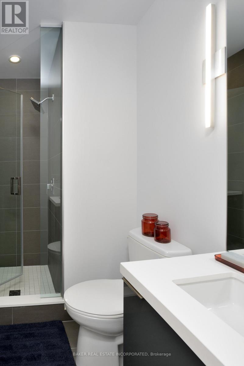 Photo 7 of 3503 15 Roehampton Avenue, Toronto ON