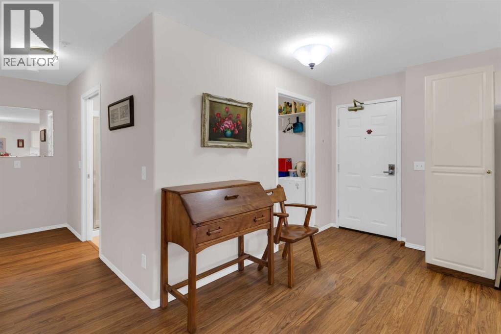 Photo 29 of 203 2850 51 Street Sw, Calgary AB