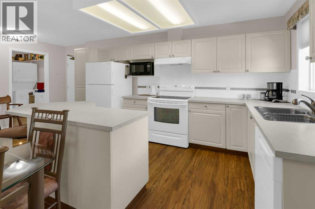 Photo 30 of 203 2850 51 Street Sw, Calgary AB
