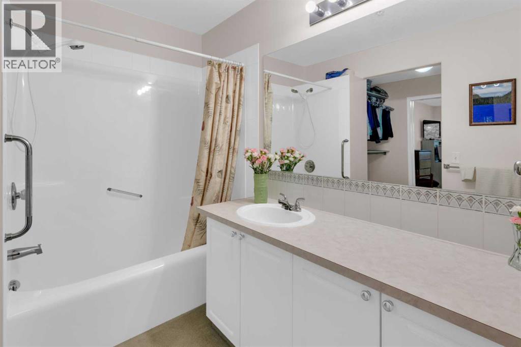 Photo 38 of 203 2850 51 Street Sw, Calgary AB