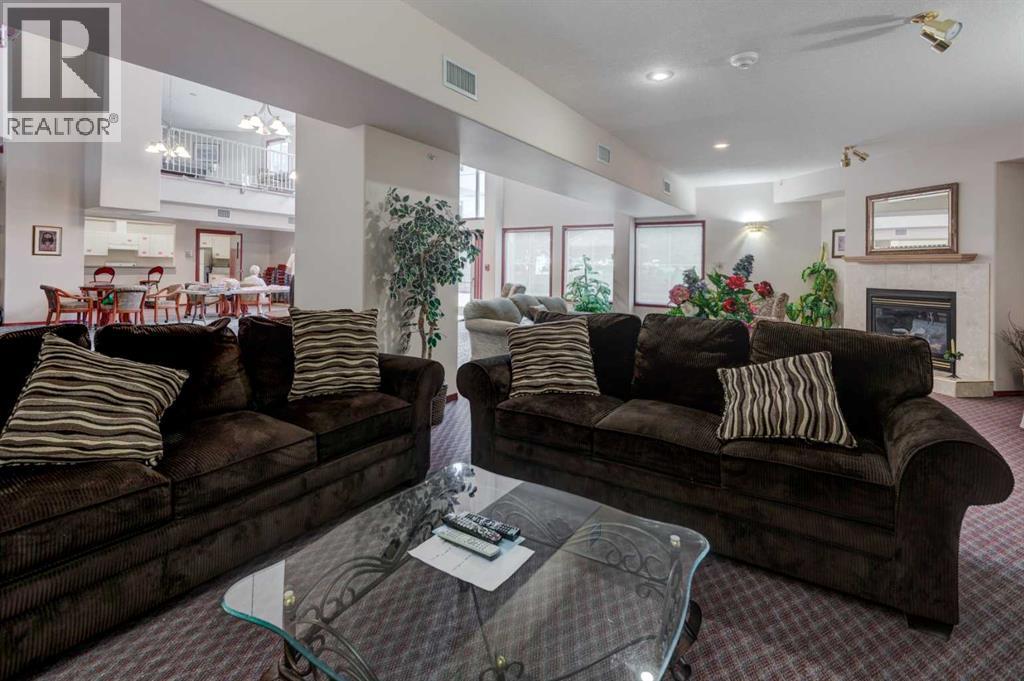 Photo 1 of 203 2850 51 Street Sw, Calgary AB