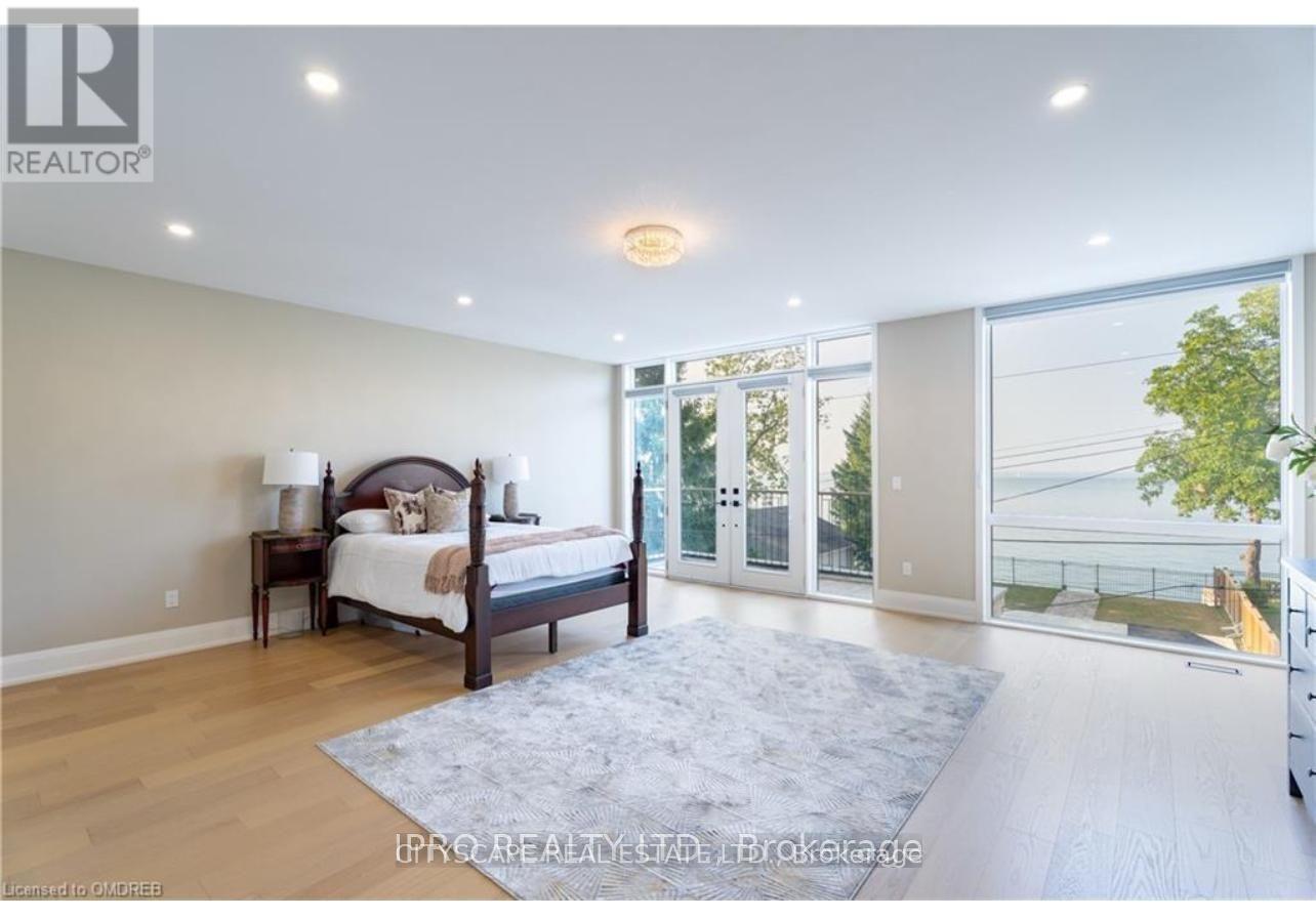 Photo 19 of 6 Campview Road, Hamilton ON