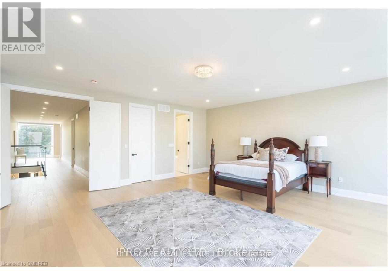 Photo 27 of 6 Campview Road, Hamilton ON