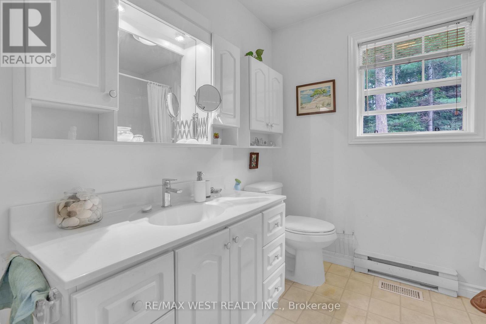 Photo 7 of 2982 Muskoka Road 169, Muskoka Lakes ON