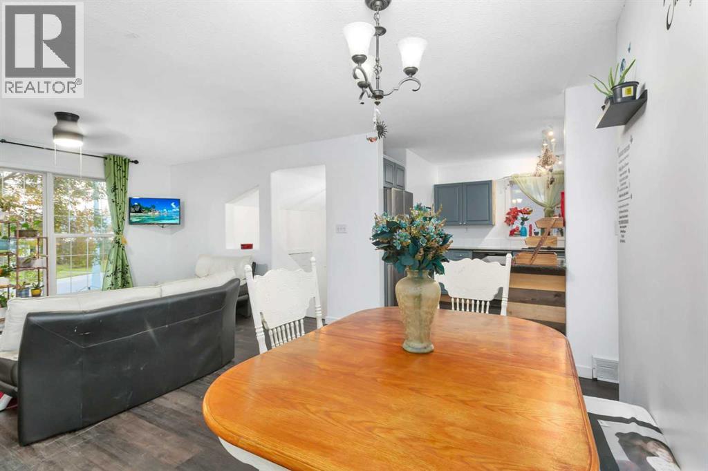 Photo 20 of 14 Harper Drive, Sylvan Lake AB