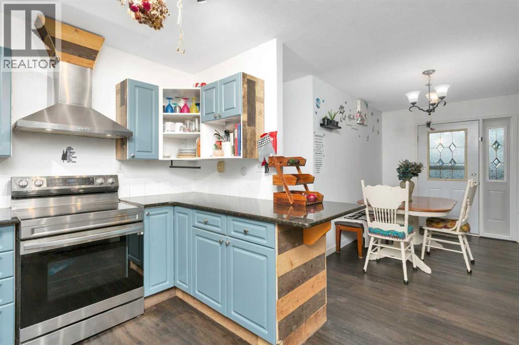 Photo 3 of 14 Harper Drive, Sylvan Lake AB