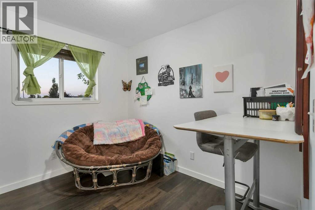 Photo 39 of 14 Harper Drive, Sylvan Lake AB