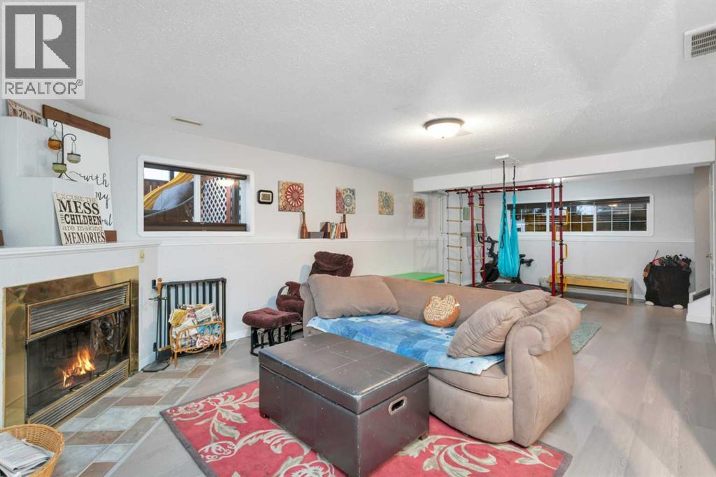 Photo 47 of 14 Harper Drive, Sylvan Lake AB