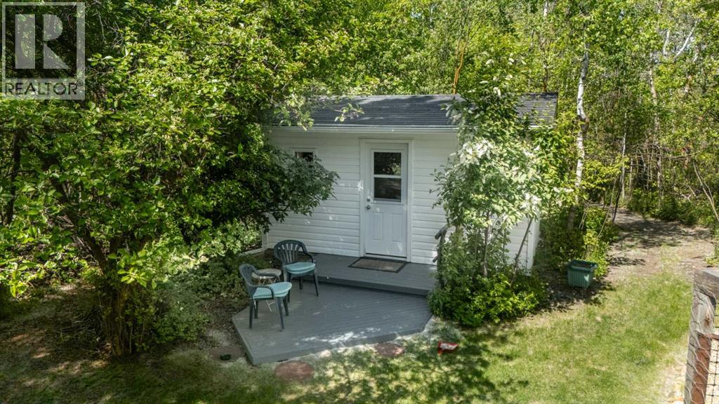 Photo 21 of 4444 50 Street, Sylvan Lake AB