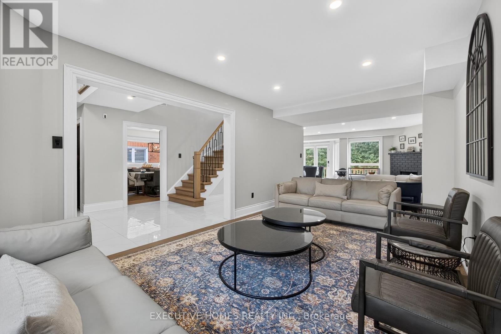 Photo 11 of 2966 Tradewind Drive, Mississauga ON