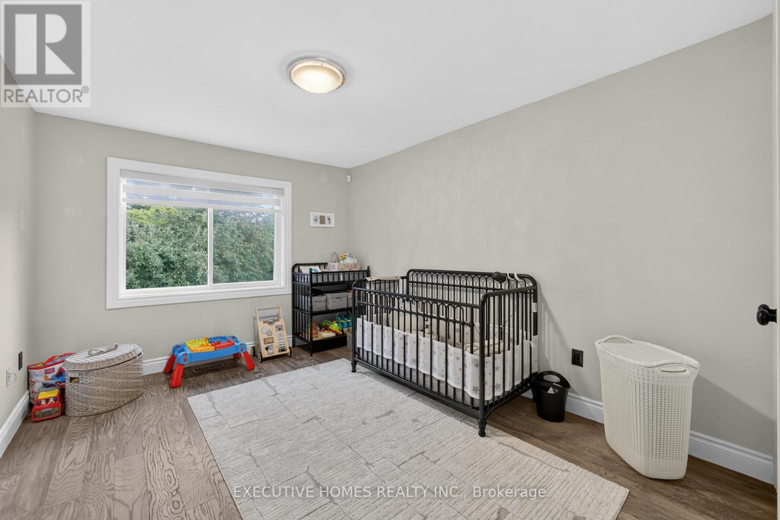 Photo 31 of 2966 Tradewind Drive, Mississauga ON