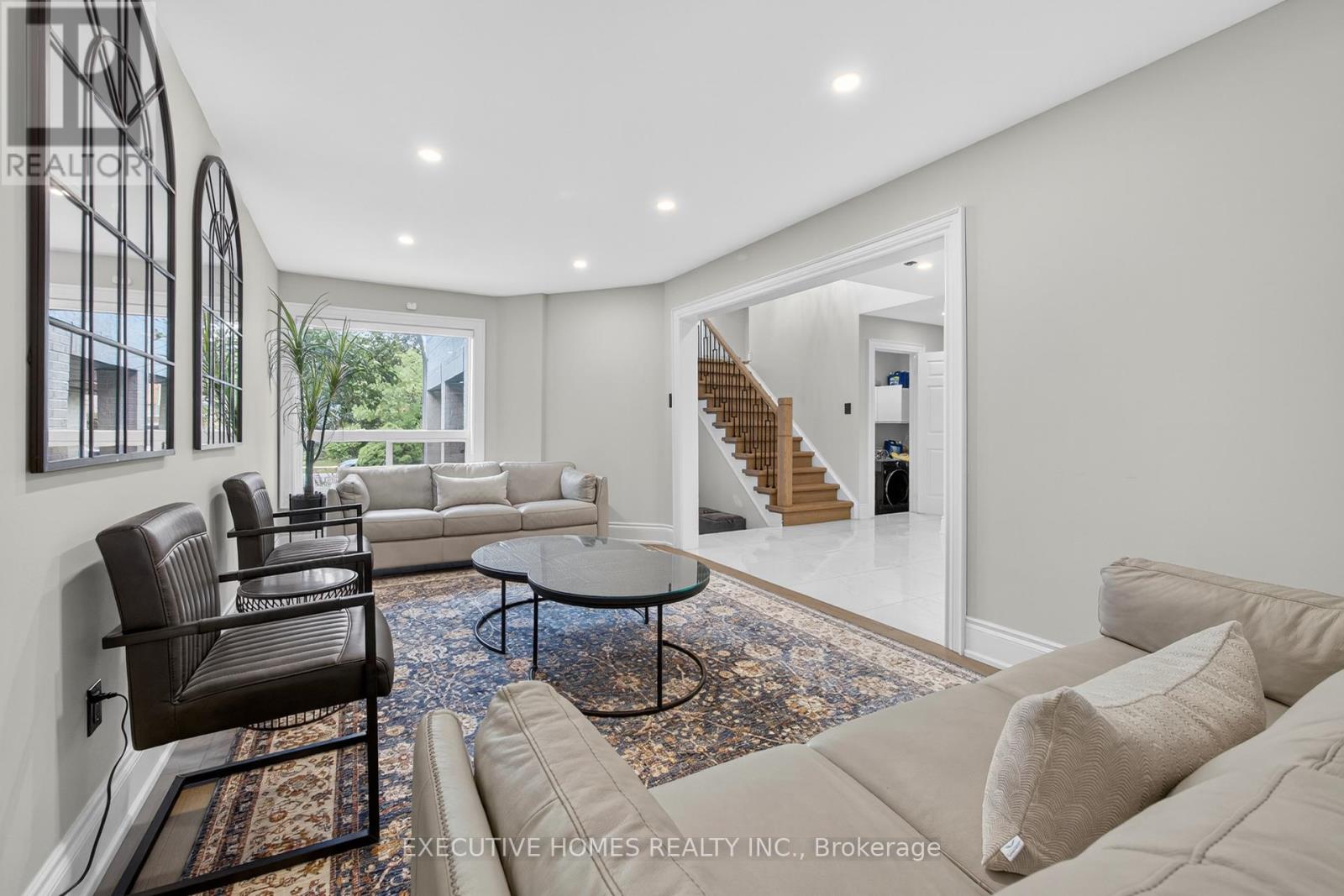 Photo 10 of 2966 Tradewind Drive, Mississauga ON