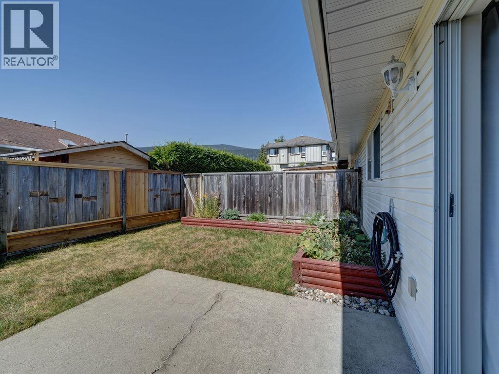 18 767 NORTH ROAD, Gibsons