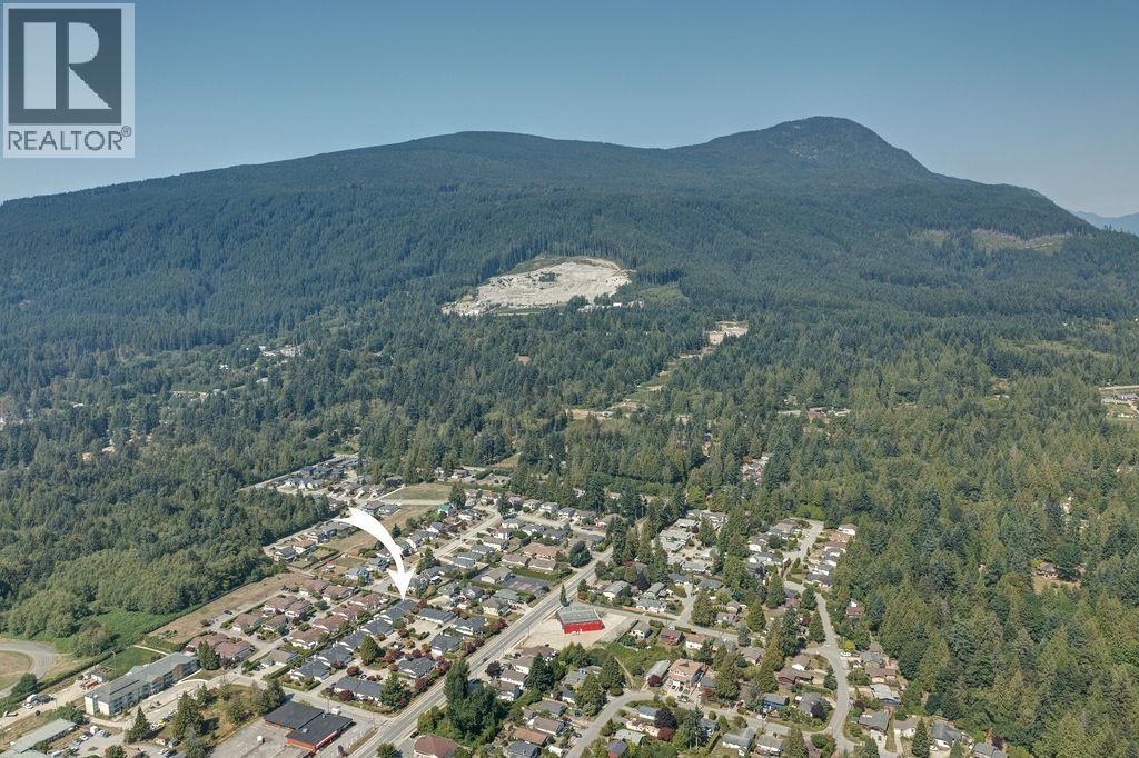 18 767 NORTH ROAD, Gibsons