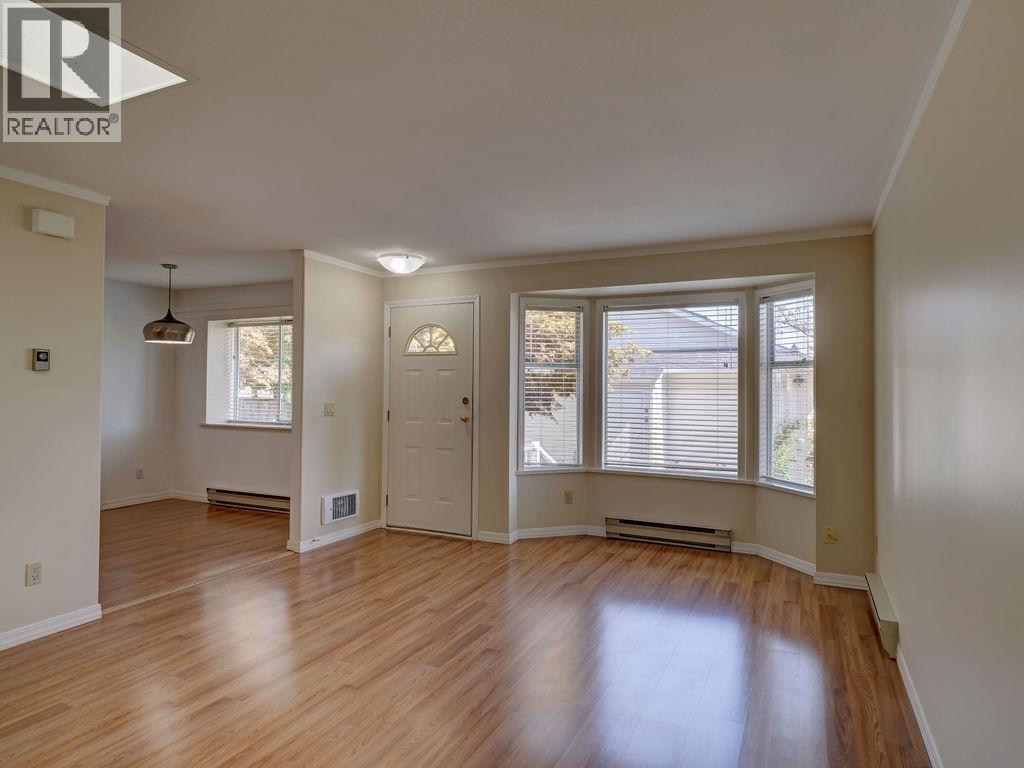 18 767 NORTH ROAD, Gibsons