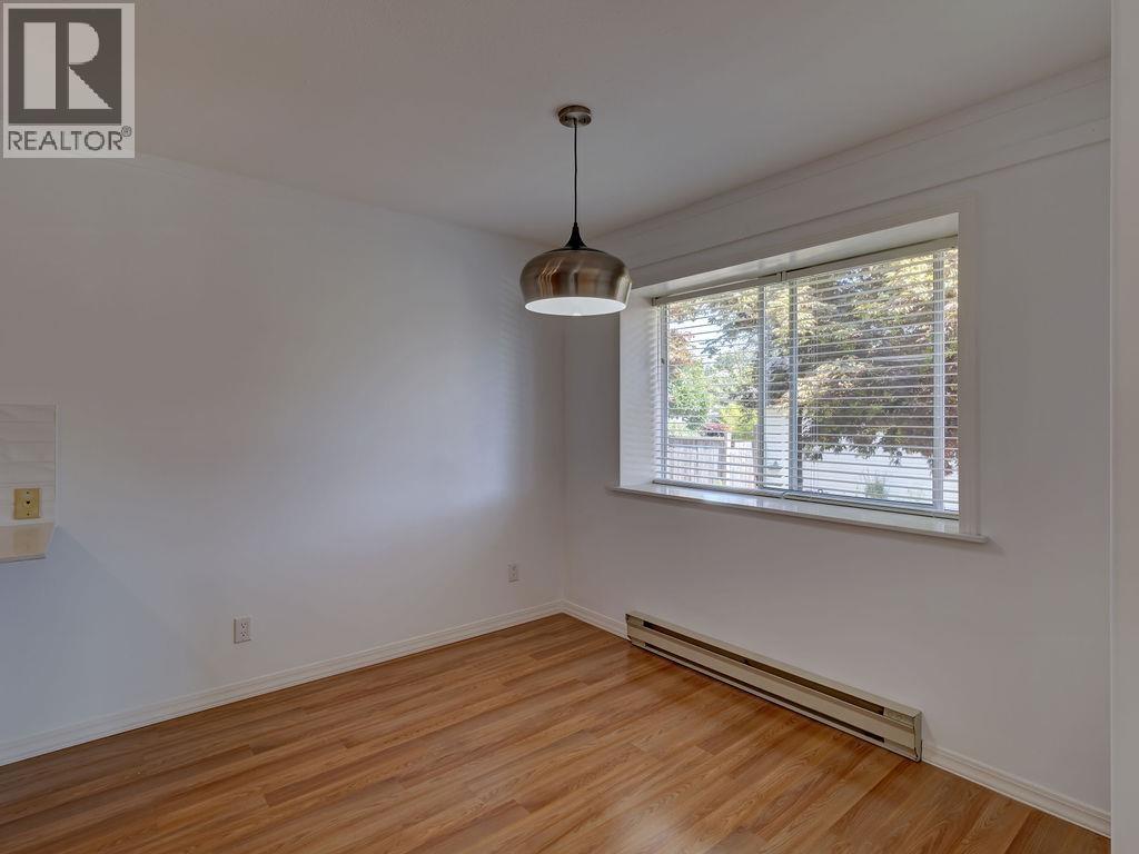 18 767 NORTH ROAD, Gibsons
